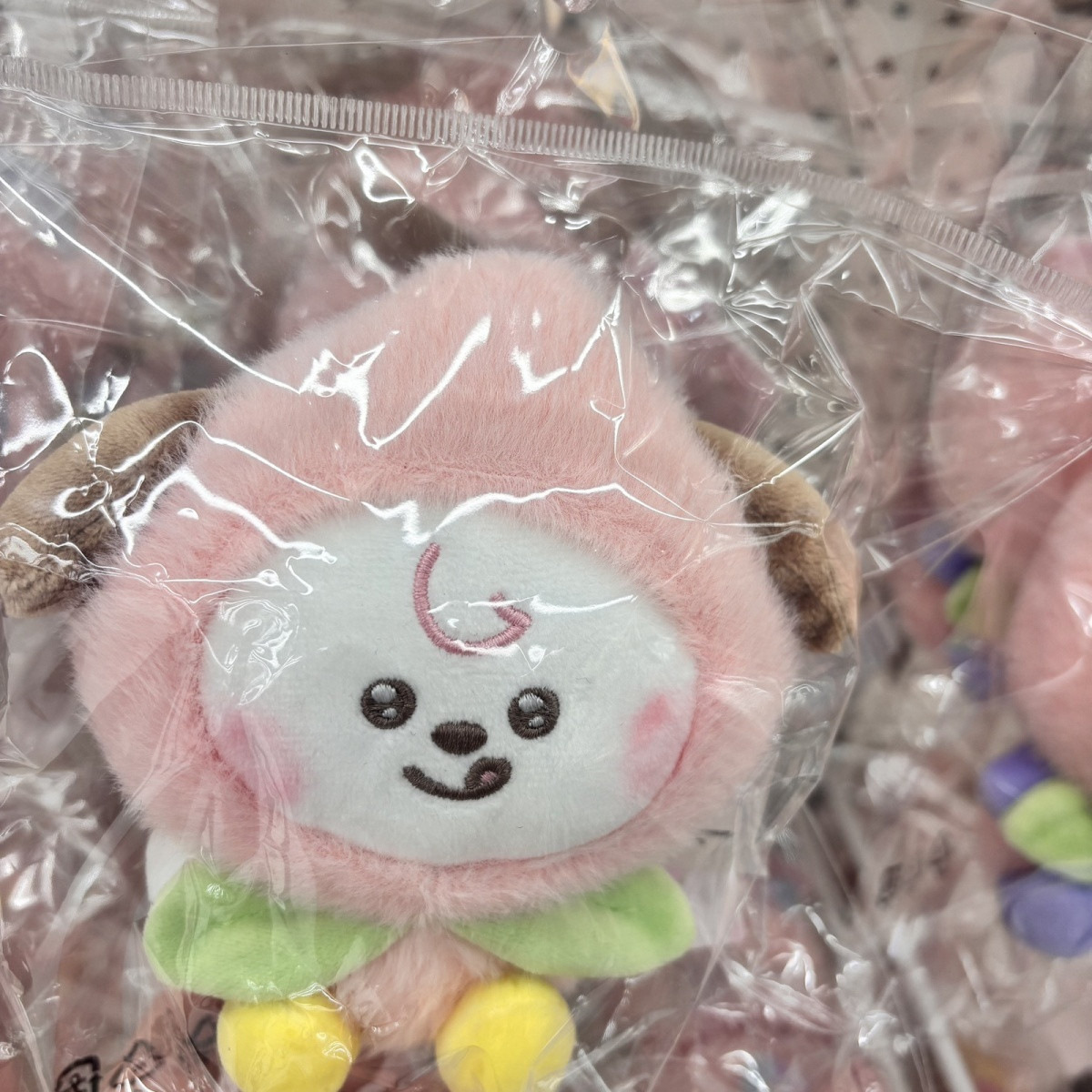 Llavero de peluche de melocotó - Phone Accessories Charms reseña y precio
