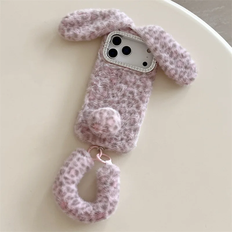 Funda de Peluche con Orejas de - Apple Iphone 15 reseña y precio